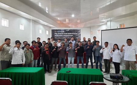 Pelatihan dan Sertifikasi Pemandu Pendakian di Taman Nasional Gandang Dewata: Menyiapkan Pemandu Pendakian Lokal yang Kompeten