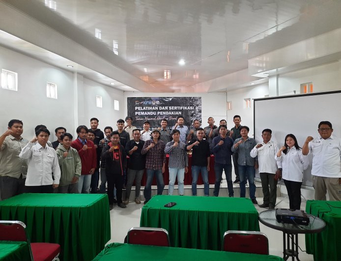 Pelatihan dan Sertifikasi Pemandu Pendakian di Taman Nasional Gandang Dewata: Menyiapkan Pemandu Pendakian Lokal yang Kompeten